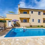 Holiday home Pet Friendly Apartment In Pula *