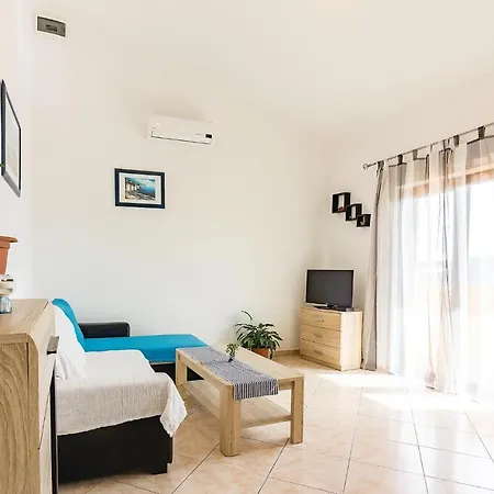 Pet Friendly Apartment In Pula * Pula