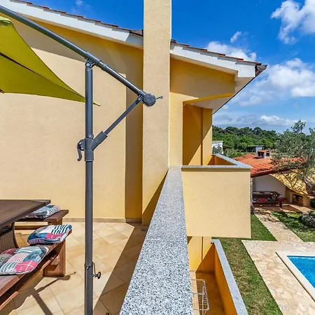 Pet Friendly Apartment In Pula Hébergement de vacances Pula