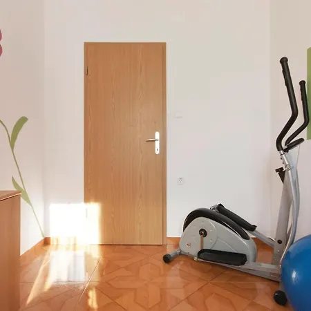 Pet Friendly Apartment In Pula Hébergement de vacances