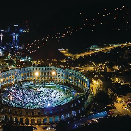 Holiday home Pula 26 Сasa de vacaciones *