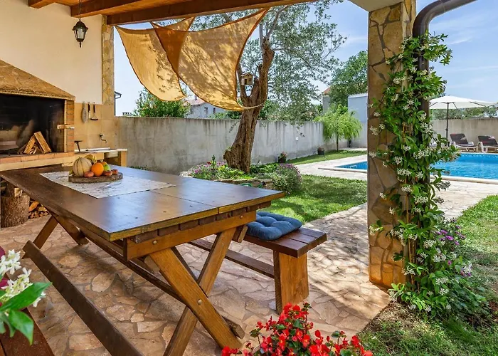 Holiday home Pet Friendly Apartment In Pula