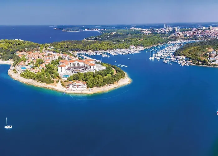 Pet Friendly Apartment In Pula