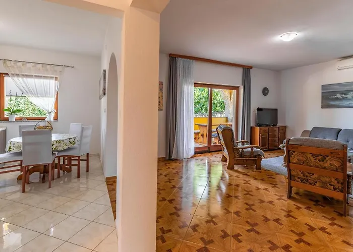 Pet Friendly Apartment In Pula Tatil Evi *